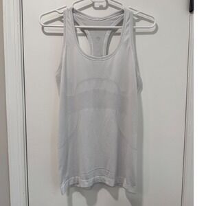 Lululemon Swiftly Tech Racerback Tank Top 2.0 White Grey Stripe Size 6